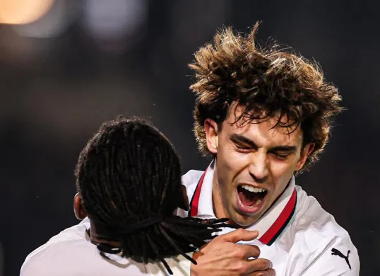 Joao Felix merayakan gol AC Milan ke gawang Lecce. (Sumber: Instagram @acmilan)