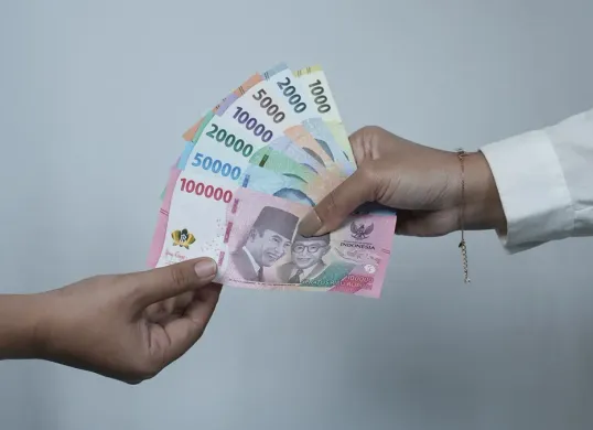 Cara tukar uang lama dengan uang baru di bank. (Sumber: bi.go.id)