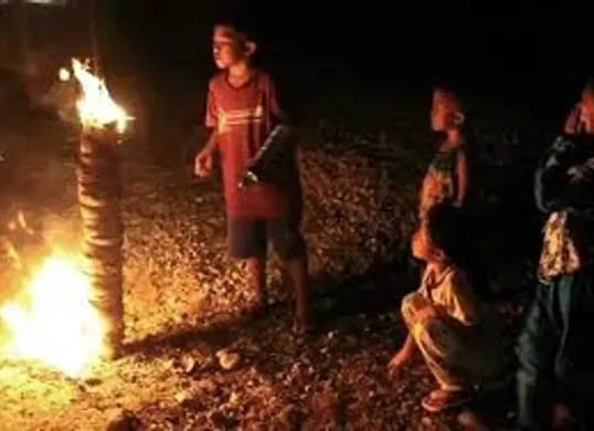 Tradisi unik saat Lebaran di Bengkulu, Ronjok Sayak. (Sumber: pariwisataindonesia.id)