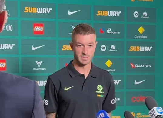 Striker Timnas Australia, Adam Taggart, menegaskan kesiapannya untuk memberikan kontribusi terbaik dalam laga kualifikasi Piala Dunia FIFA 2026. (Sumber: @socceroos)