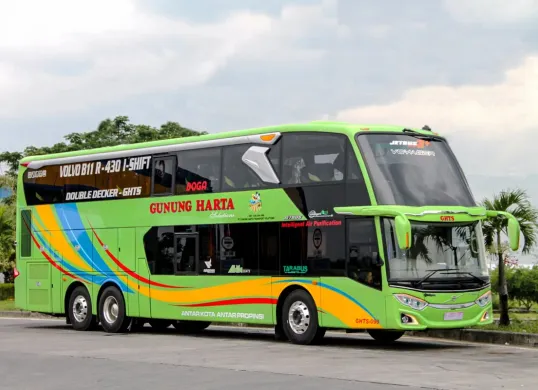 Perjalan mudik nyaman ke Jakarta dengan bus GHTS. (Sumber: gununghartasolutions.com)