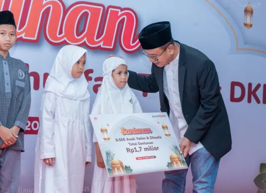 Bank DKI memberikan santunan kepada 8.500 anak yatim dan dhuafa senilai Rp1,7 miliar pada bulan suci Ramadhan 2025. (Sumber: Dok. Bank DKI)