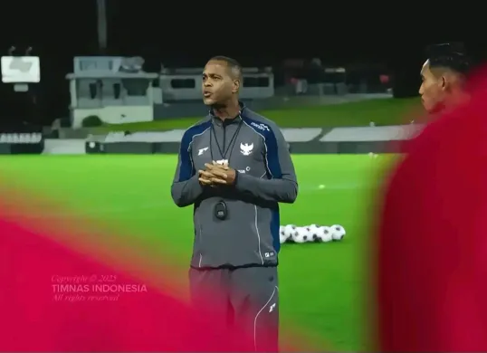 Meski kelelahan, pemain Timnas Indonesia siap tampil maksimal kontra Australia. (Sumber: X/ Timnas Indonesia)