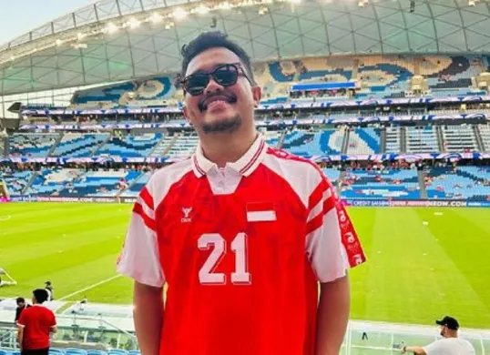 Komika, Sastra Silalahi dihujat oleh fans Timnas Indonesia. (Foto: Instagram/@sastra.silalahi)