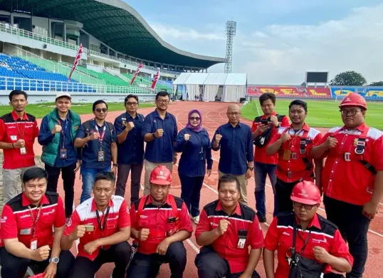 Telkom sediakan infrastruktur digital dalam peresmian 17 stadion standar FIFA oleh Presiden Prabowo Subianto. (Dok. Telkom)