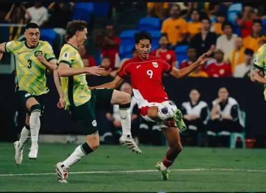 Terlalu ambisius, Patrick Kluivert dinilai menjadi penyebab kekalahan Timnas Indonesia (Sumber: Tangkapan layar/Instagram @gastonszermanph)