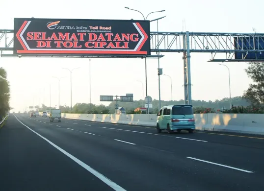 Ilustrasi Tol Cipali, delapan hari menjelang Hari Raya Idul Fitri 2025, geliat arus mudik mulai terasa di jalur utama Tol Cikopo-Palimanan (Cipali). (Sumber: Dok Astra Tol Cipali)