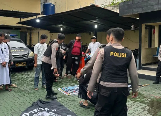 Tim Patroli Perintis Presisi Polres Metro Jakarta Pusat menangkap 21 konvoi liar di Jalan Dr Wahidin Raya, Senin, 24 Maret 2025. (Sumber: Dok. Humas Polres Jakarta Pusat)