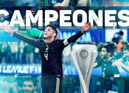 aul Jimenez sukses membawa Mexico juara CONCACAF yang berlangsung di Inglewood, California. (Sumber: Instagram @concacafnationsleague)