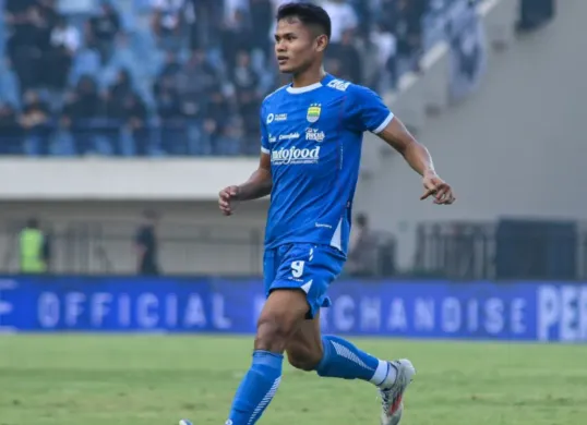 Potret pemain Persib Bandung, Dimas Drajad yang pulih dari cedera dan siap bantu raih juara Liga 1. (Sumber: Persib)