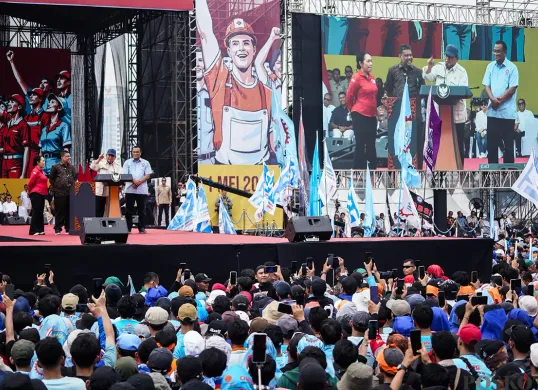 Peringatan Hari Buruh di Monas