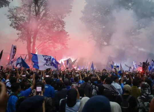 Acara Nobar Madura United vs Persib akan digelar di 30 Kecamatan di Kota Bandung, Jumat 2 Mei 2025. (Sumber: Diskominfo Kota Bandung)