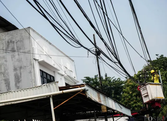 Penataan Kabel di Jakarta