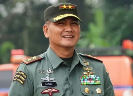 Letnan Jenderal (Letjen) TNI Kunto Arief Wibowo. (Sumber: X/@__AnakKolong ·)