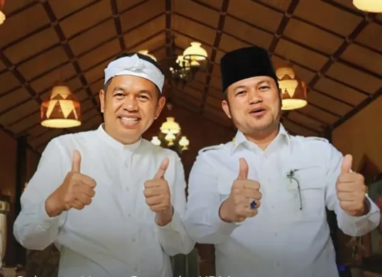 Gubernur Kaltim Rudy Mas’ud menemui Gubernur Jabar Dedi Mulyadi dengan hangat usai viral soal ‘Gubernur Konten’. Keduanya bahas kerja sama pertanian, pendidikan, dan potensi daerah. (Sumber: Dok Pemprov Kaltim)