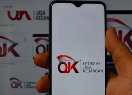 Cara cek legalitas pinjol lewat Hp. (Sumber: Pinterest)