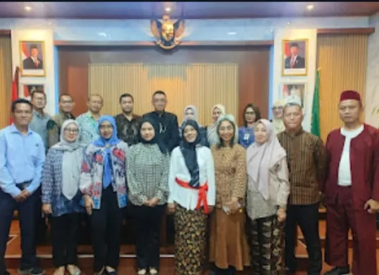 Disdukcapil Kota Bekasi bekerja sama dengan Rumah Sakit Jiwa di Kota Bekasi. (Sumber: Dok. PPID Disdukcapil Kota Bekasi)