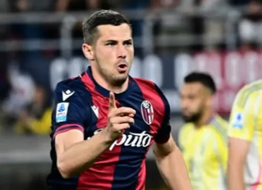 Persaingan memperebutkan tiket Liga Champions di Serie A musim 2024/2025 semakin memanas setelah pertandingan Bologna vs Juventus berakhir imbang 1-1 (Sumber: Instagram/@bolognafc1909)