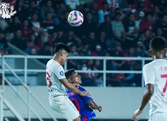 Persis Solo vs Arema FC di laga pekan 31 Liga 1 musim 2024-25. (Sumber: Instagram @aremafcofficial)
