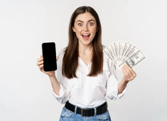 Simak 7 aplikasi pinjaman online resmi OJK bisa cair lewat DANA. (Sumber: Freepik)