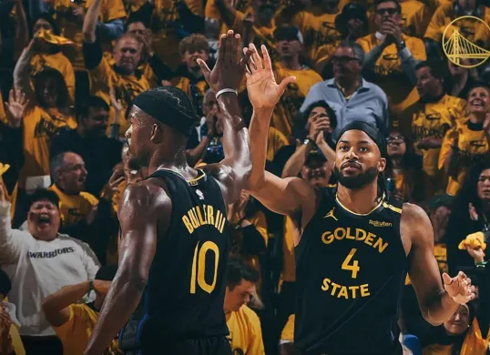 Jimmy Butler tampil apik saat membawa Golden State Warriors mengalahkan Minnesota Timberwolves di game 1 semifinal wilayah barat playoff NBA 2025. (Sumber: Instagram @warriors)