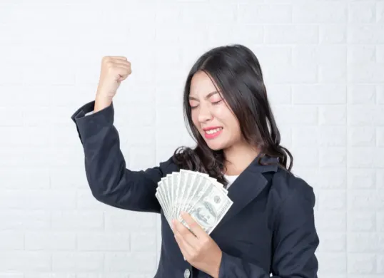 Ajukan pindar tanpa ragu gagal dengan tips mudah ini. (Sumber: Freepik/Jcomp)