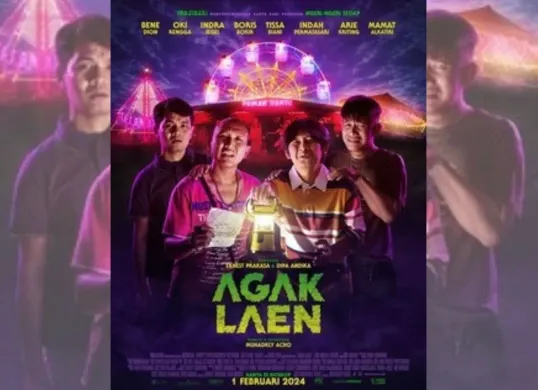 Poster film Agak Laen.
