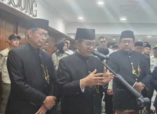 Gubernur Jakarta, Pramono Anung seusai melantik para pejabat Pemprov Jakarta di Balai Kota DKI Jakarta, Rabu, 7 Mei 2025. (Sumber: Poskota/M. Tegar Jihad)