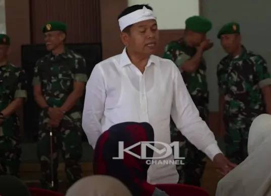 Dedi Mulyadi gagas pendidikan militer untuk orang dewasa bermasalah, bakal diberi pendidikan keterampilan. (Sumber: YouTube/Dedi Mulyadi Channel)