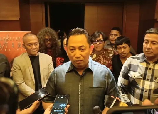 Kapolri Jenderal Listyo Sigit Prabowo saat ditemui di Pusat Perbelanjaan Plaza Senayan, Jakarta Pusat, Jumat, 9 Mei 2025. (Sumber: Poskota/Ali Mansur)