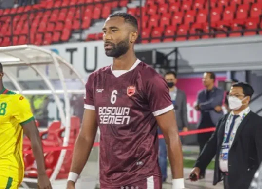 Bek PSM Makassar, Yuran Fernandes dikenakan sanksi oleh Komdis PSSI (Sumber: Instagram @yur4anfernandes)