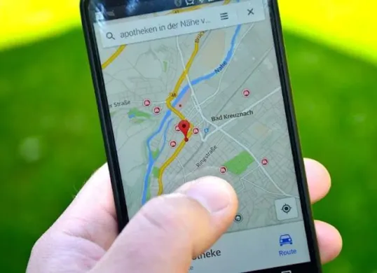 Cara melacak HP yang hilang, bahkan dalam keadaan mati, hanya dengan aplikasi Google Maps. (Sumber: Pinterest/Shadow Hacker)