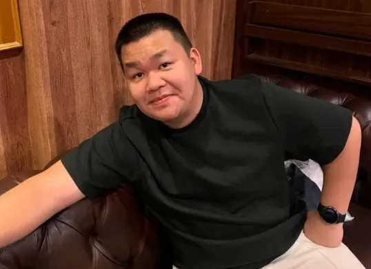 Teuku Rizky turut menanggapi kasus Aldy Maldini yang terseret dugaan penipuan hingga sampaikan pesan untuk bertanggung jawab. (Sumber: Instagram/@teukuryz)