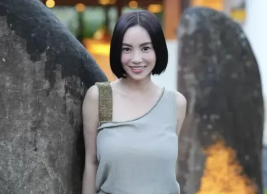 Ari Lasso dan Dearly Desiana Joshua Disorot Publik: Benarkah Ada Hubungan Istimewa di Balik Interaksi Media Sosial Mereka? (Sumber: Instagram/@dearlydjoshua)