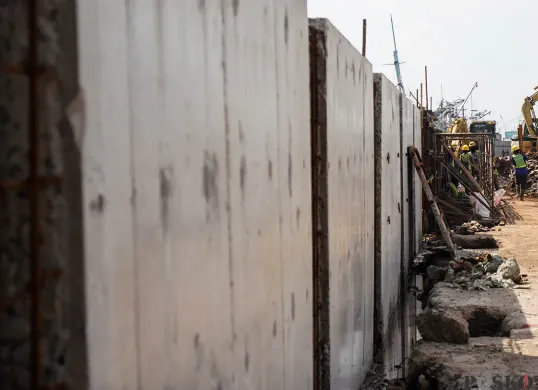 Ilustrasi tanggul. (Sumber: Poskota/Bilal Nugraha Ginanjar)