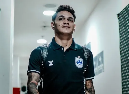 Pasca PSIS Semarang dipastikan degradasi, Gali Freitas siap ditampung Persebaya dan Arema FC di kompetisi Liga 1 musim depan. (Foto: Instagram/@psisfcofficial)