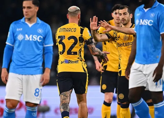 Napoli dan Inter Milan bersaing ketat memperebutkan gelar scudetto Serie A musim 2024-25. (Sumber: Inter.it)