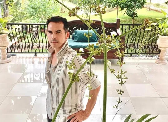 Aktor, Atalarik Syach. (Sumber: Instagram/@ariksyach)