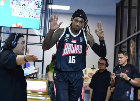 Pebasket Tangerang Hawks asal AS ditangkap usai bawa 132 permen berisi ganja. (Sumber: Instagram/@slimnojim16_)