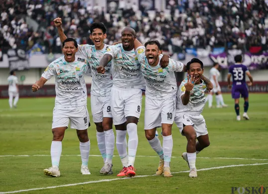 Persib tetap serius menatap laga terakhir Liga 1 2024-2025 musim ini melawan Persis Solo, meski sudah dipastikan sebagai juara. (Sumber: Poskota/Bilal Nugraha Ginanjar)