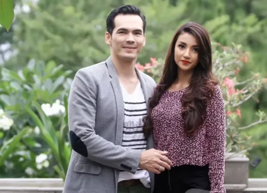 Alasan perceraian Atalarik Syach dan Tsania Marwa (Sumber: Instagram/tsaniamarwa54/ariksyach)