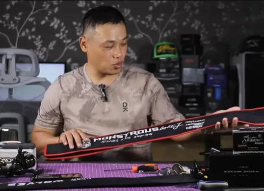 Review joran pancing Seahawk Monstrous, cocok buat yang suka main kasar. (Sumber: YouTube/Dhobies Julyanto)