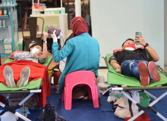Rangkaian Kegiatan PMI Kota Tangerang yang menyediakan layanan transfusi darah ke masyarakat. (Sumber: Humas PMI Kota Tangerang)