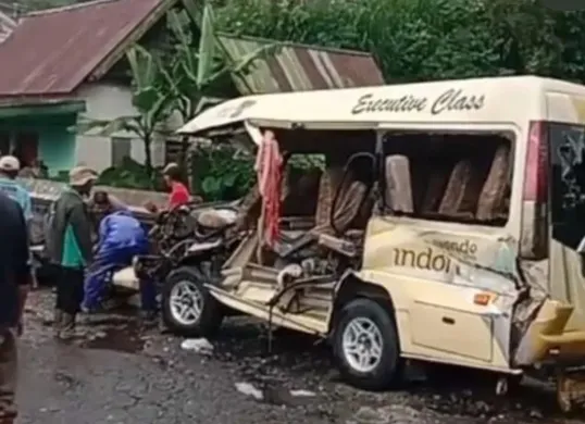 Kecelakaan mobil elf di Tawanmangu renggut nyawa 5 orang (Sumber: Intagram @beritakaranganyar)