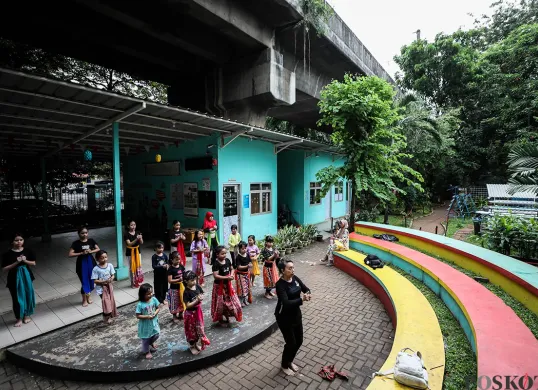 Pelatihan Tari Gratis di RPTRA Karang Anyar