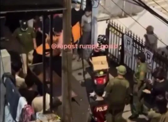 Anak kost di Tanjung Duren, Jakarta Barat ditemukan meninggal dunia akibat asam lambung (Sumber: Instagram @repost rumpi_gosip)