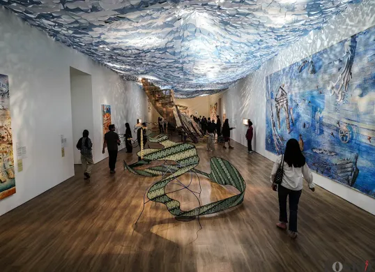 Pameran The Sea is Barely Wrinkled di Museum Macan