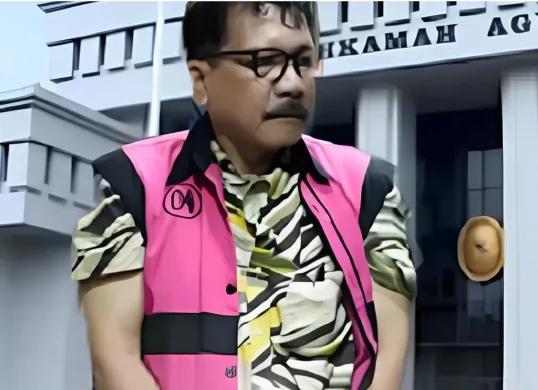 Zarof Ricar, mantan pejabat MA yang diduga terlibat suap dan pencucian uang Rp920 M. (Sumber: Istimewa)
