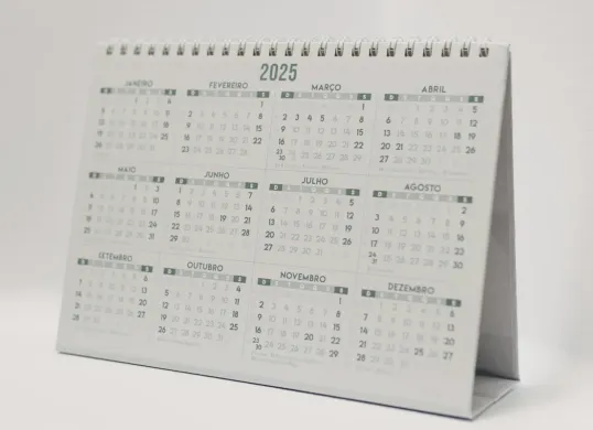 Kapan libur Idul Adha 2025? Berikut daftar hari libur Juni 2025 termasuk 4 hari long weekend dan cuti bersama. Cek kalender resmi di sini! (Sumber: Pexels/Matheus Barthelli)