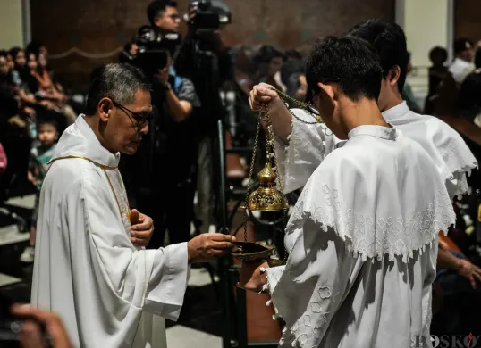 Misa Kenaikan Yesus Kristus di Gereja Katedral